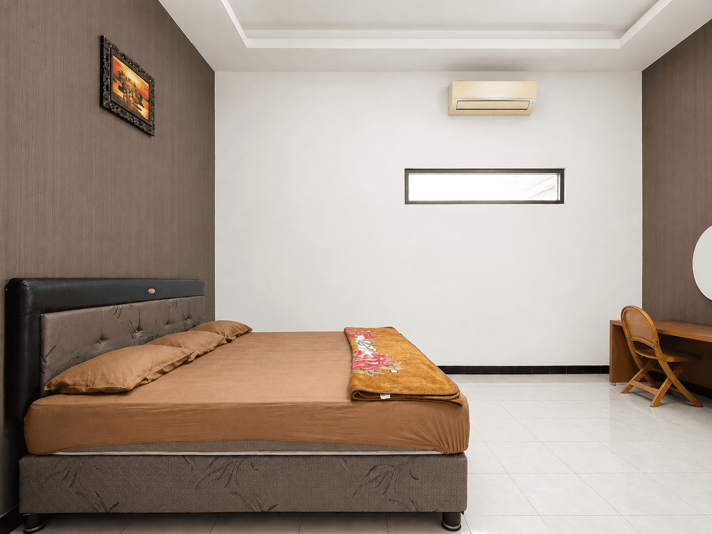 Foto Kamar VIP — Hotel Dewi
